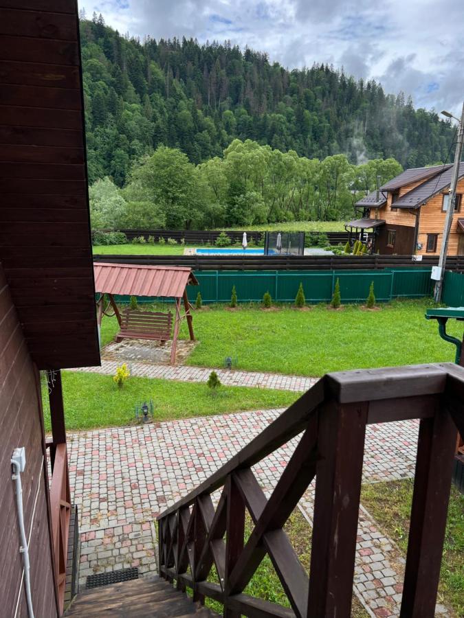 Veranda Mîkulîciîn Exterior foto