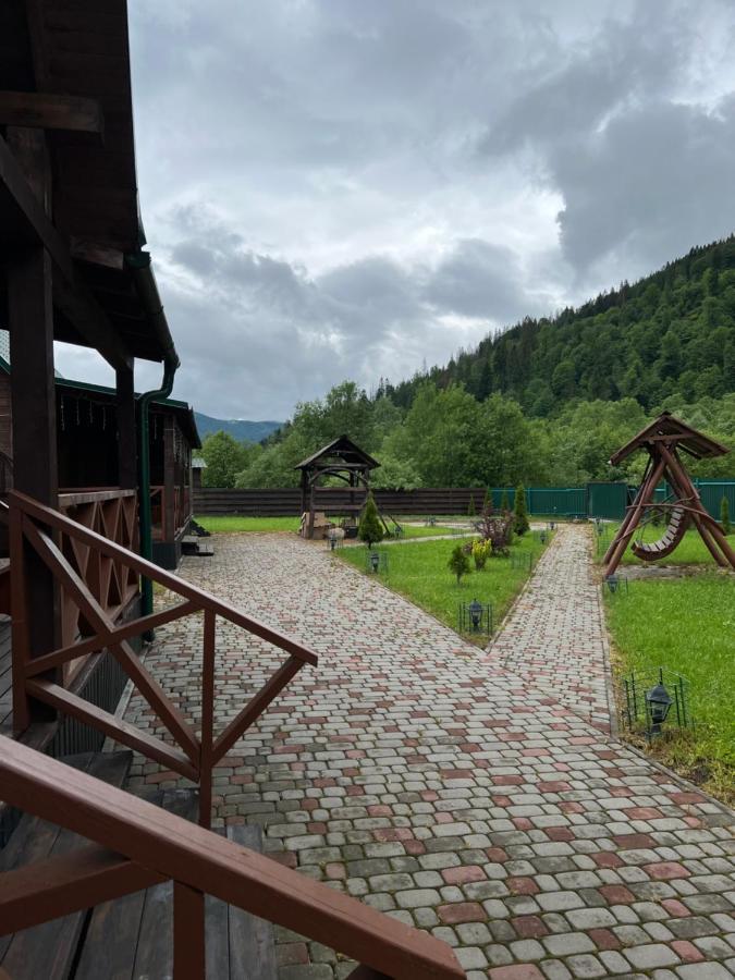 Veranda Mîkulîciîn Exterior foto